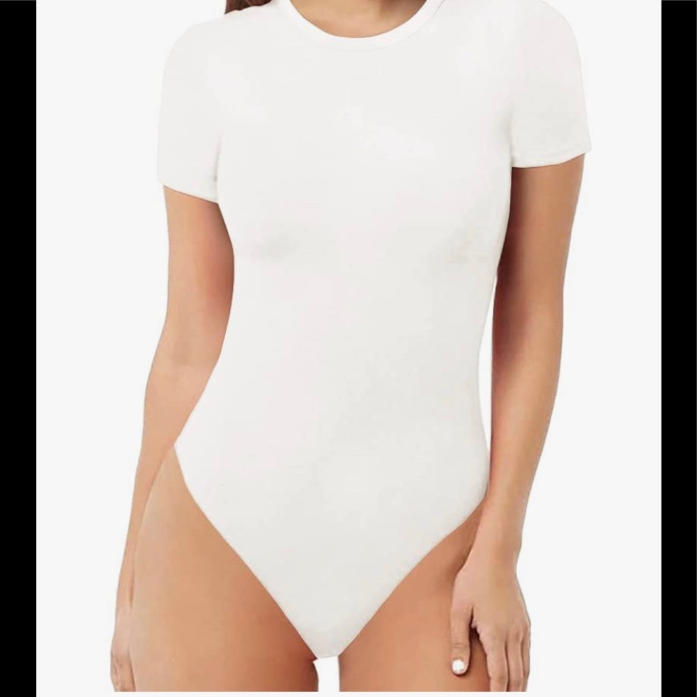 Mangopop White Bodysuit Size: XL